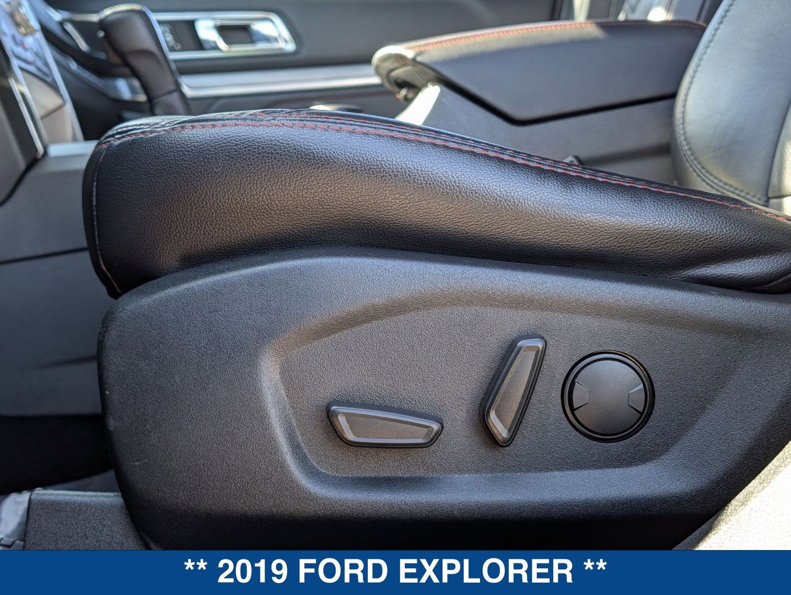Used 2019 Ford Explorer Sport w/ Equipment Group 401A image 24