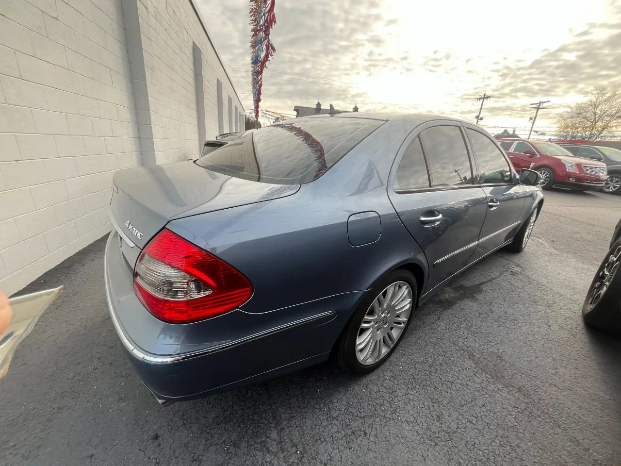 Used 2007 Mercedes-Benz E 350 4MATIC Sedan image 6