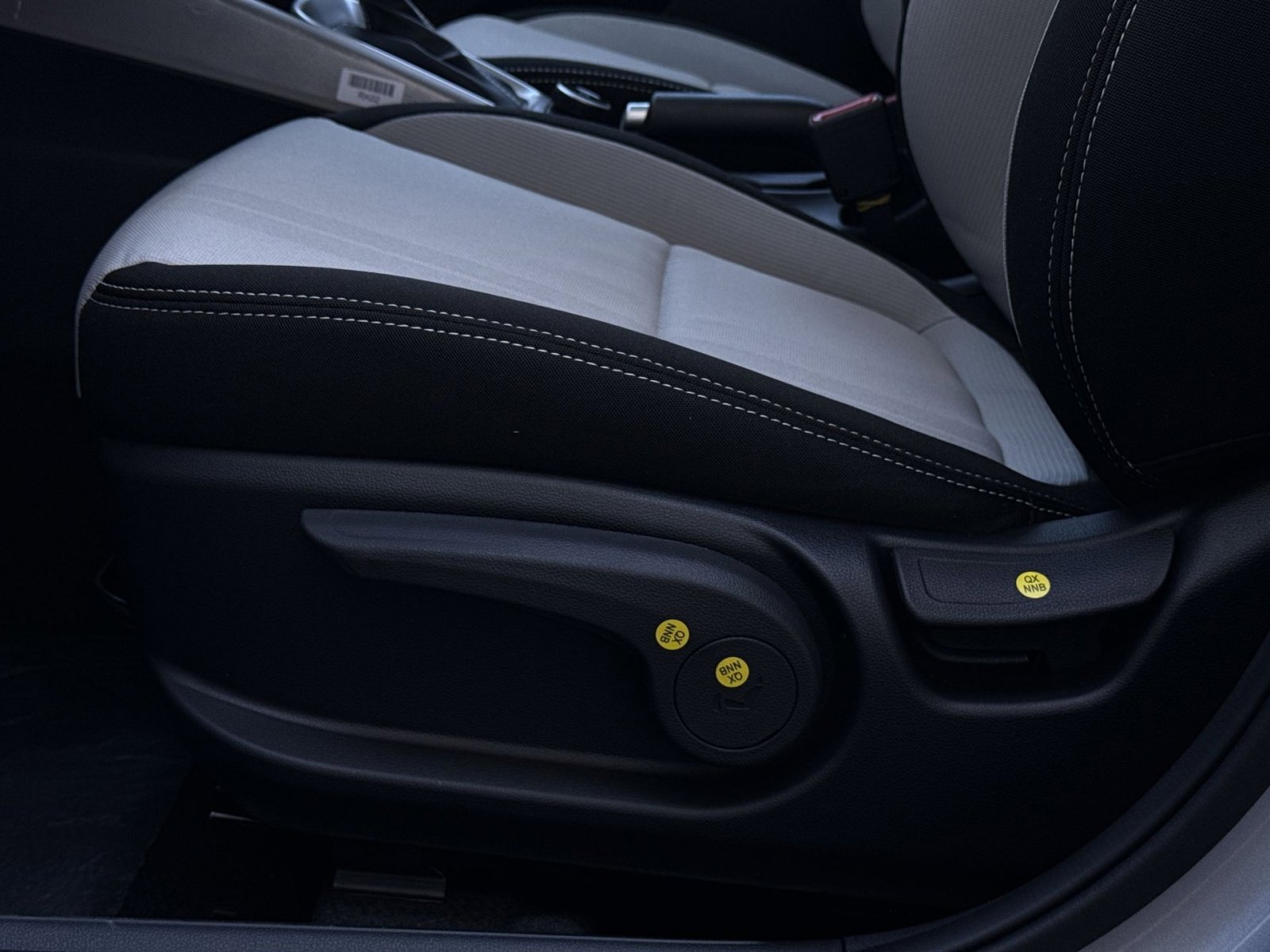 New 2026 Hyundai Venue SEL FWD image 14