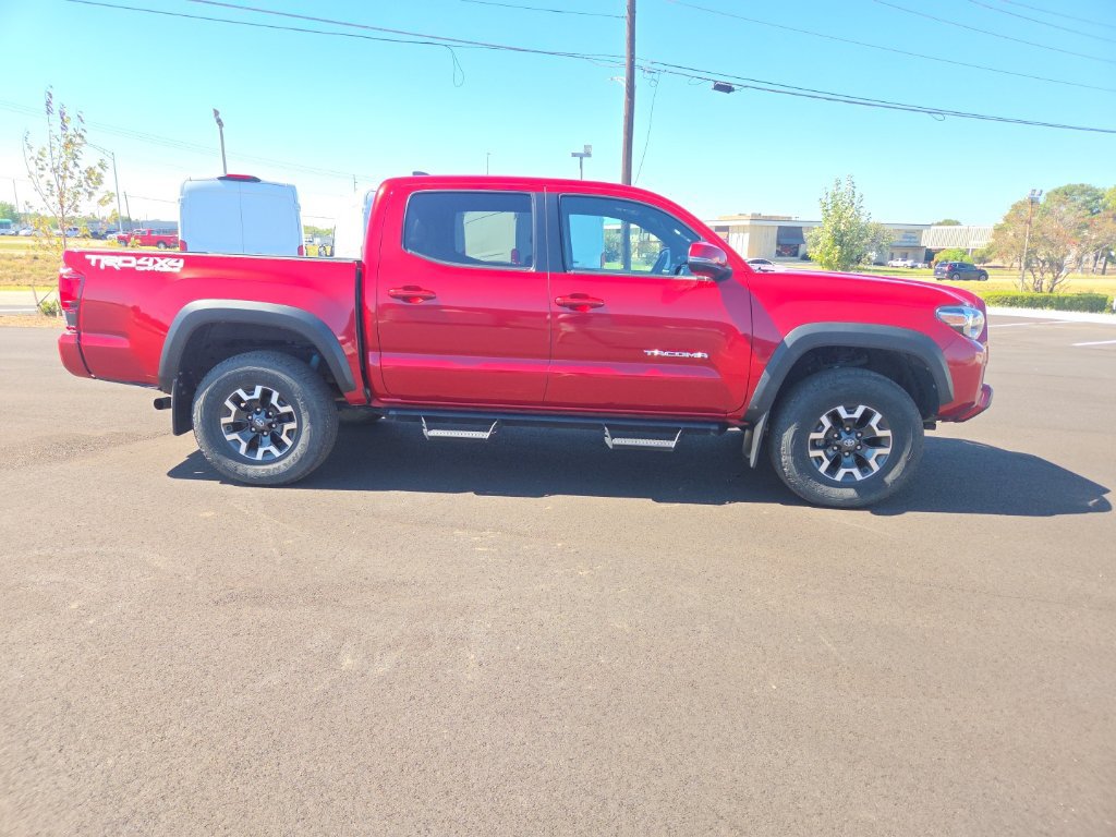 Used 2019 Toyota Tacoma TRD Off-Road AWD/4WD image 24