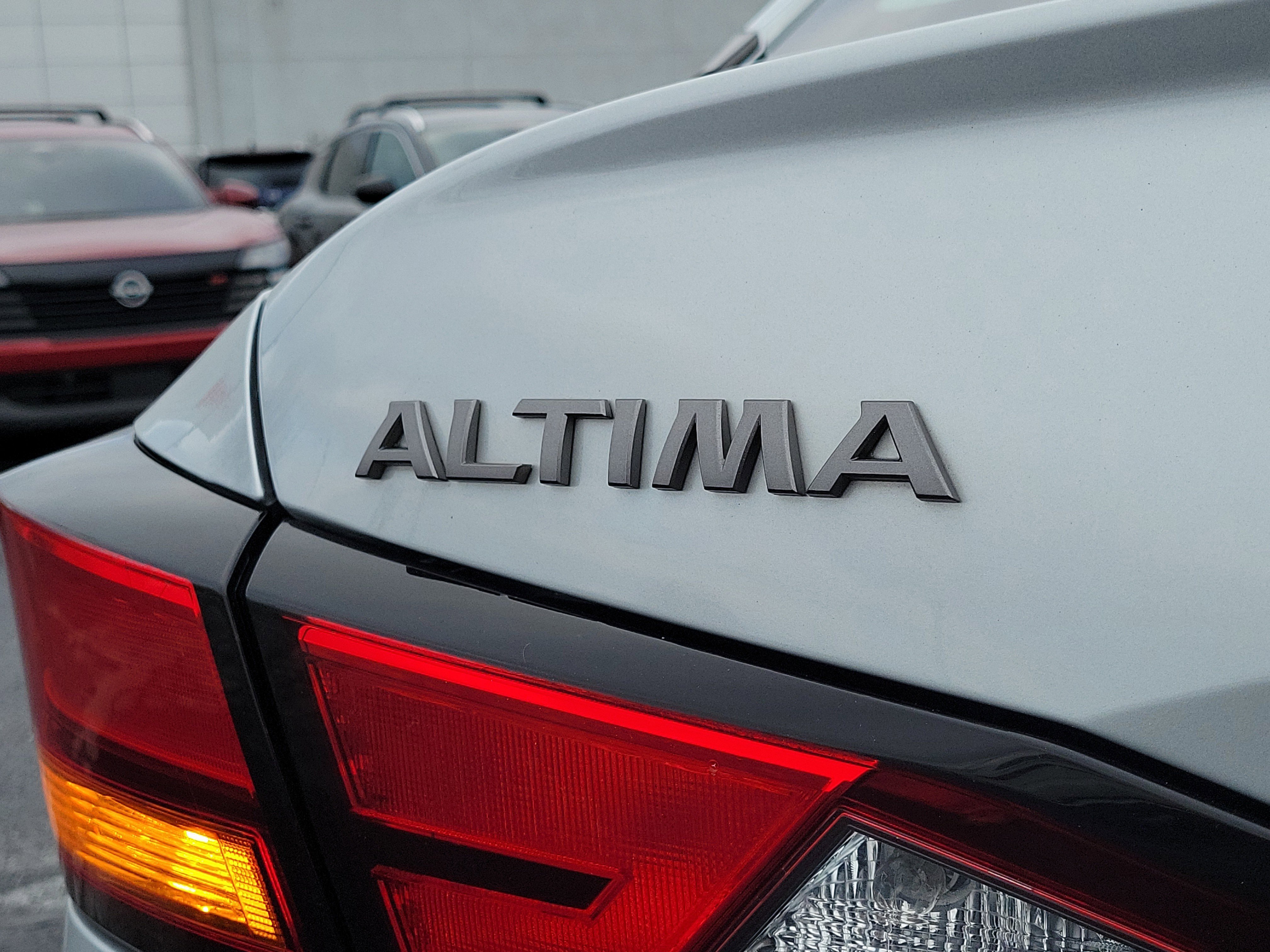 Certified 2024 Nissan Altima 2.5 SV image 6