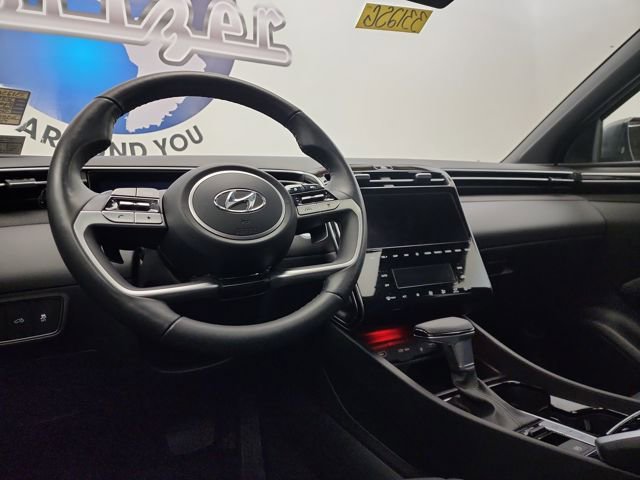 Used 2023 Hyundai Santa Cruz Limited image 18