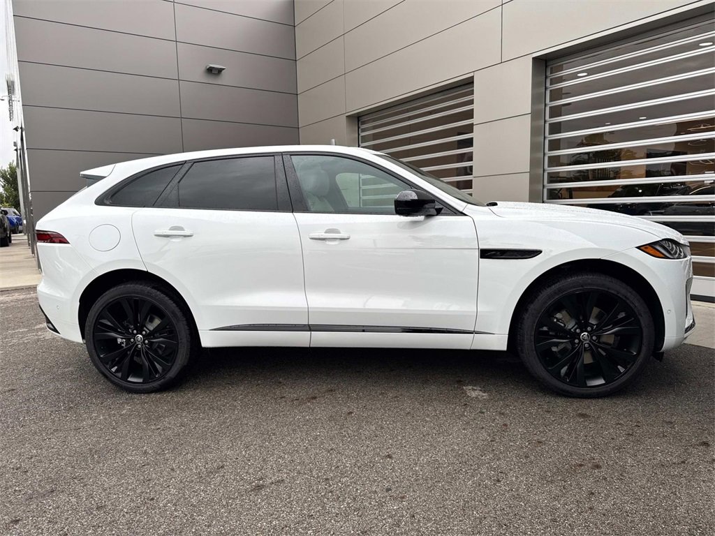 New 2026 Jaguar F-PACE R-Dynamic S image 8