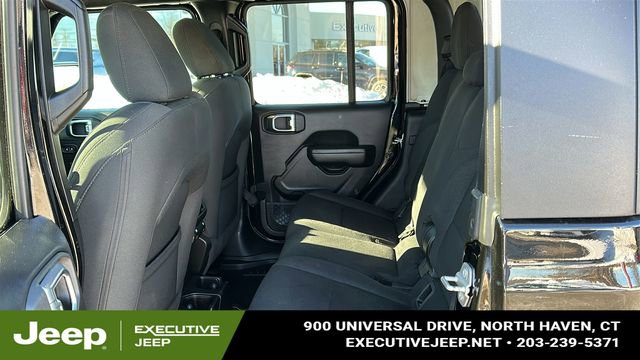 Used 2021 Jeep Gladiator Willys image 21