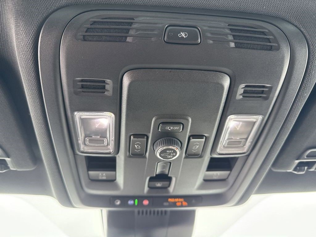 Certified 2025 Chevrolet Tahoe High Country image 26