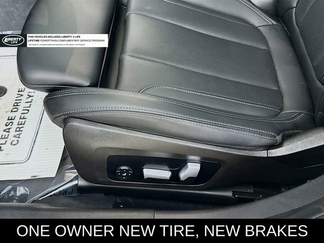 Used 2023 BMW 330i xDrive Sedan w/ Premium Package image 19