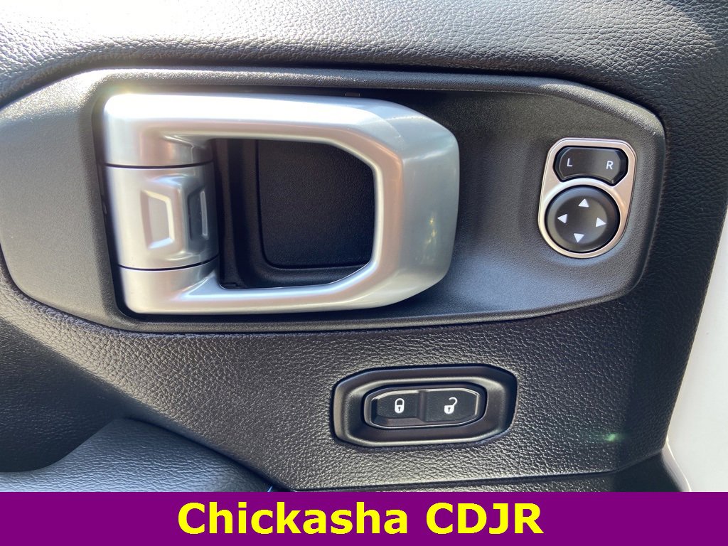 New 2022 Jeep Wrangler Unlimited Rubicon 4xe w/ Cold Weather Group image 8