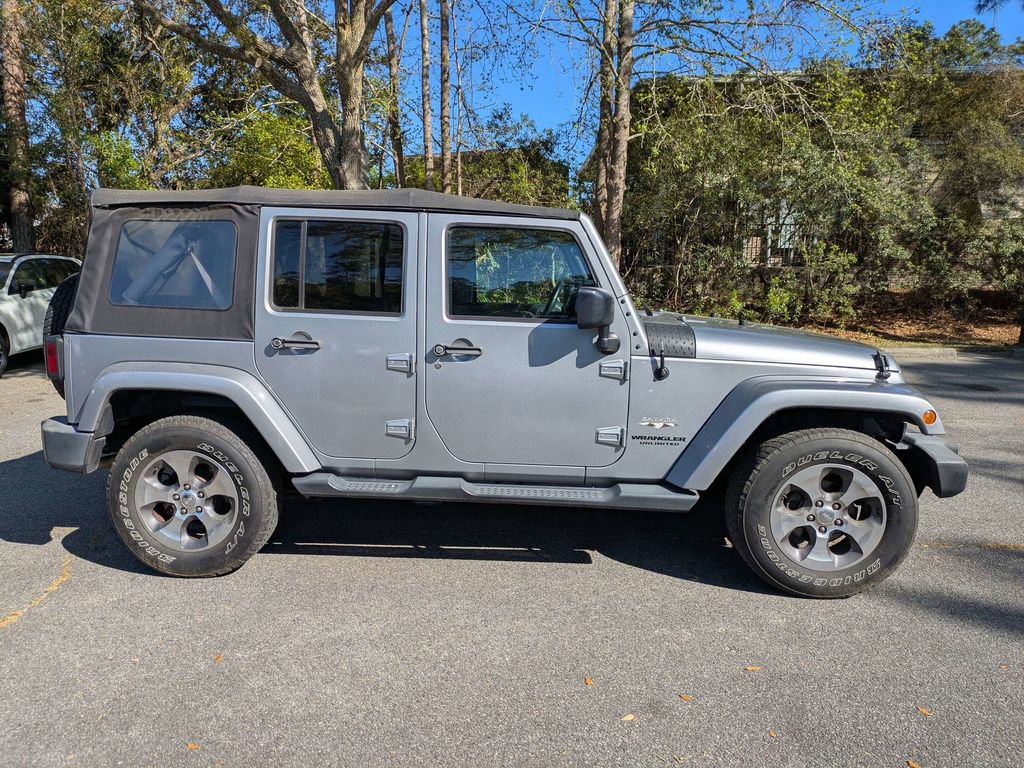 Used 2017 Jeep Wrangler Unlimited Sahara w/ Max Tow Package image 30