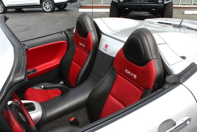 Used 2008 Saturn Sky Red Line image 3