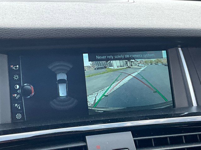 Used 2017 BMW X3 xDrive28i image 7