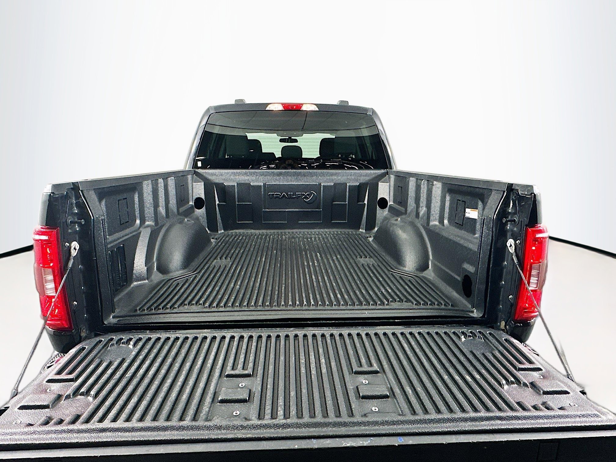 Used 2023 Ford F150 XLT image 26