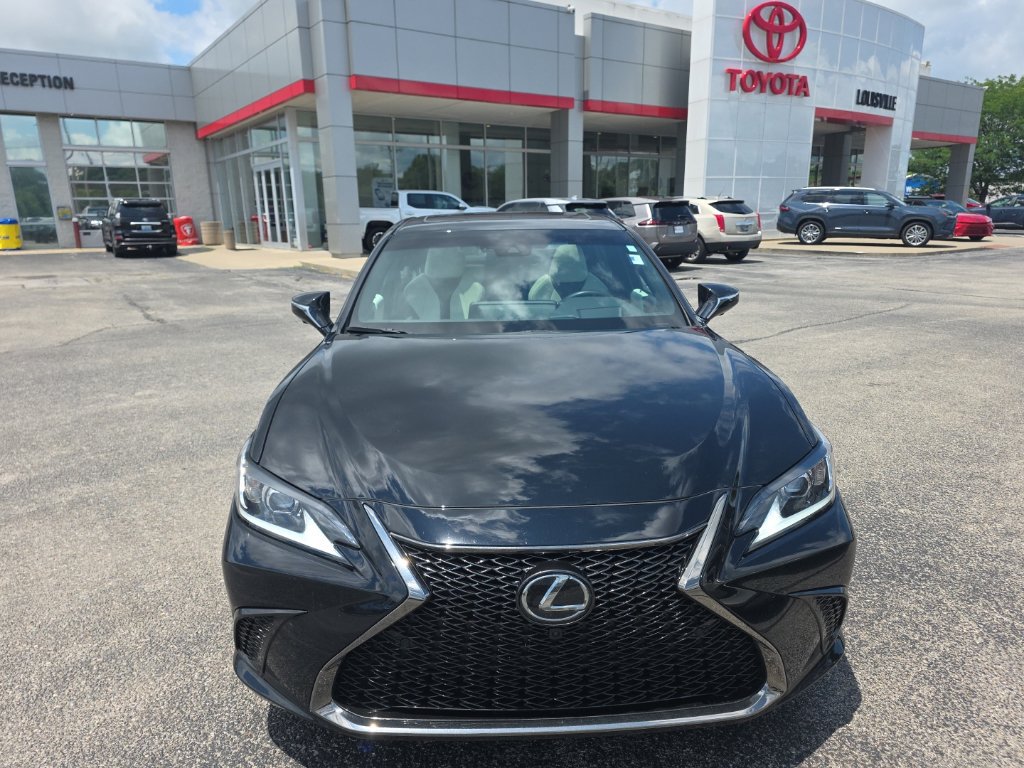 Used 2025 Lexus ES 350 F Sport FWD image 3
