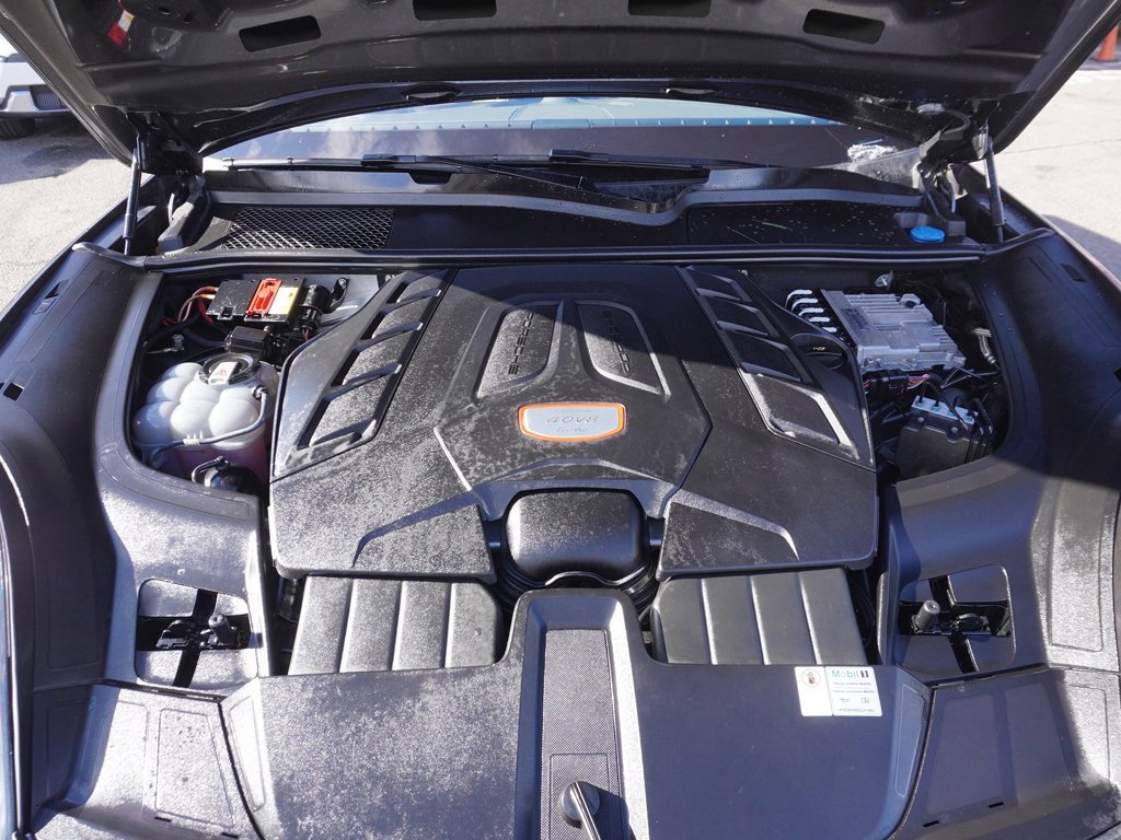 Used 2020 Porsche Cayenne Turbo image 25