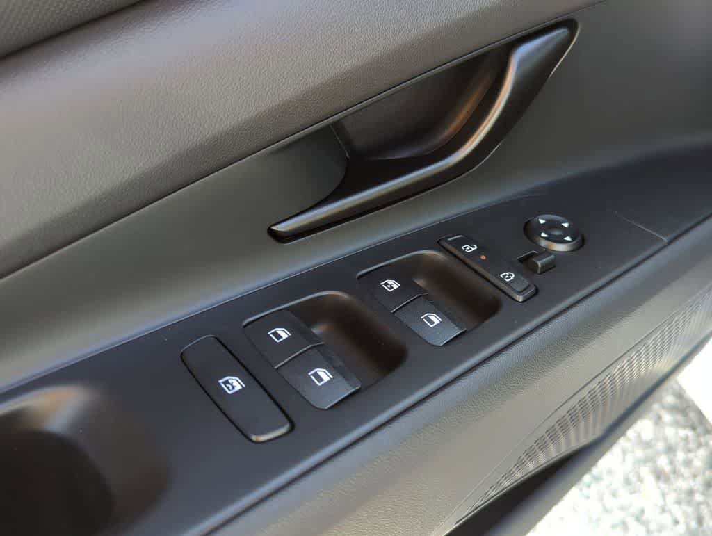 New 2026 Hyundai Elantra Sport FWD image 17