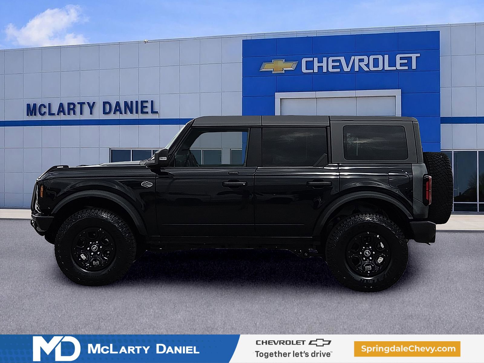 Used 2023 Ford Bronco Wildtrak AWD/4WD image 3