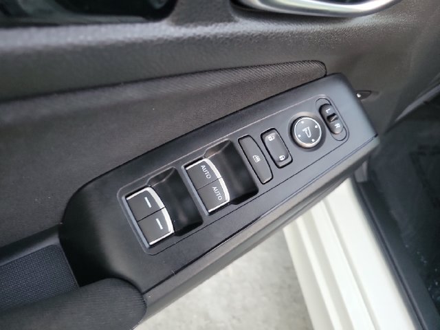 Used 2025 Honda Civic Sport image 11