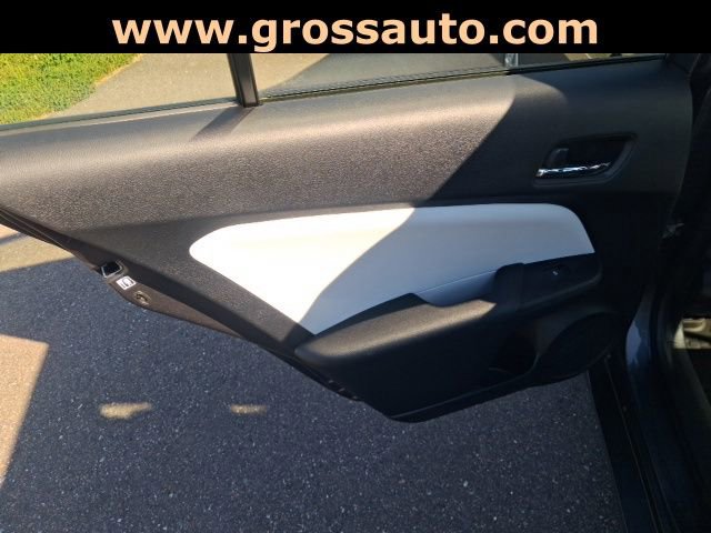 Used 2017 Toyota Prius Two image 14