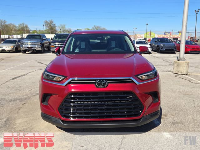 New 2026 Toyota Grand Highlander XLE image 2