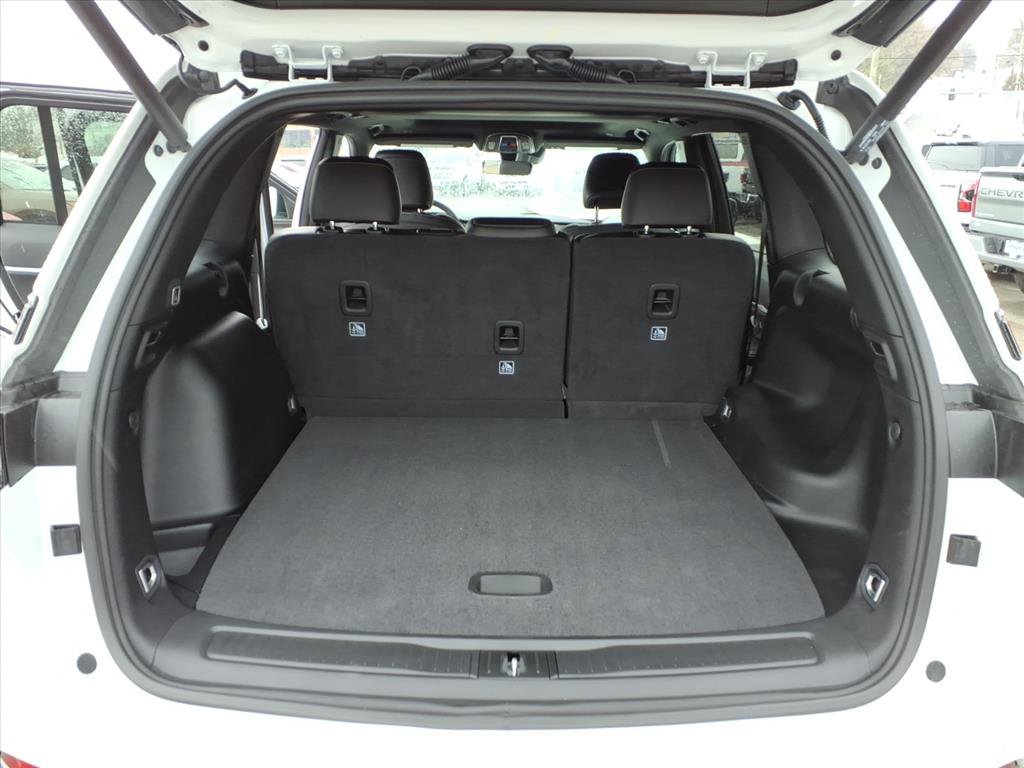 New 2026 Jeep Grand Cherokee Altitude image 13