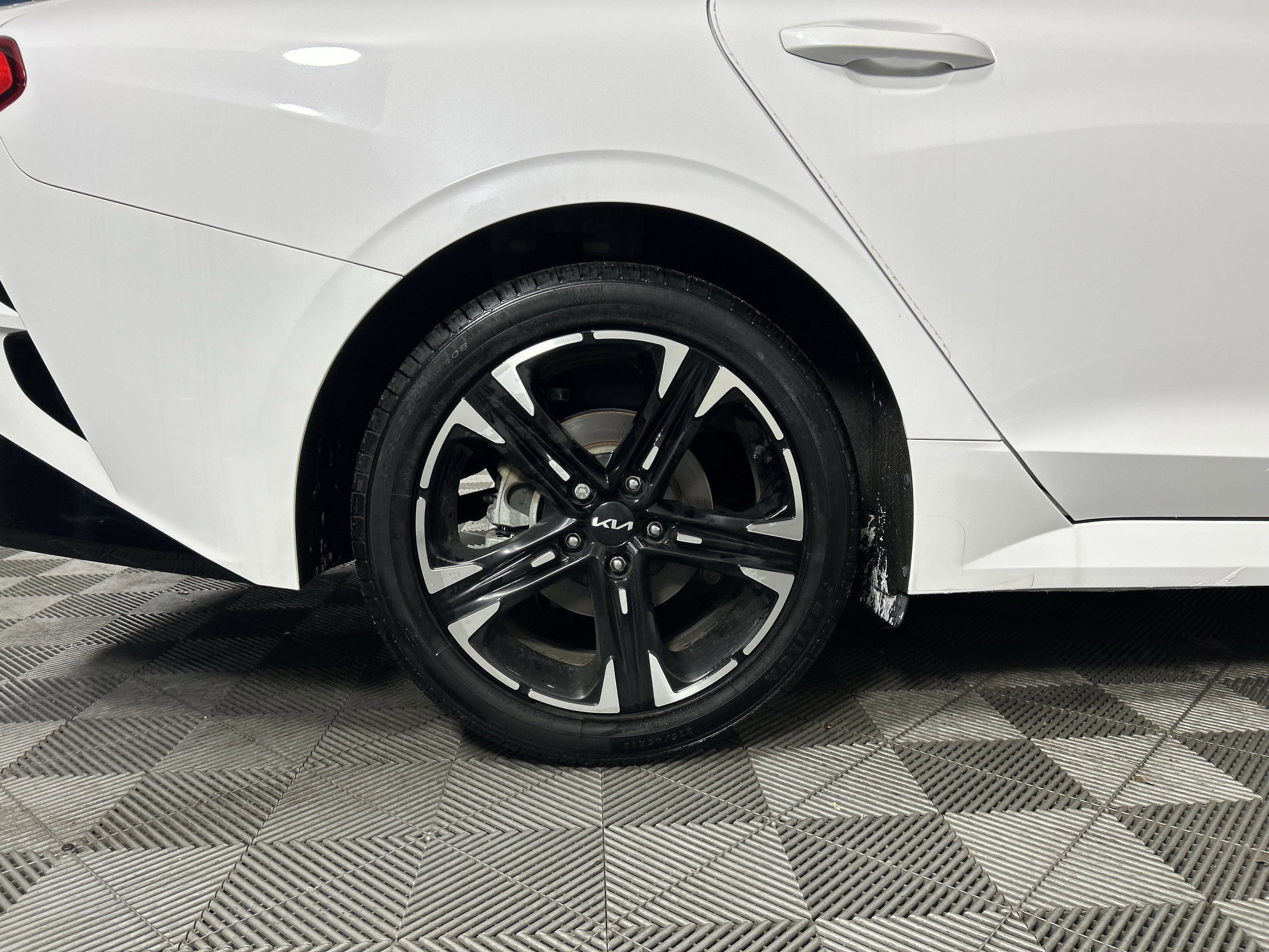 Used 2023 Kia K5 GT-Line image 45