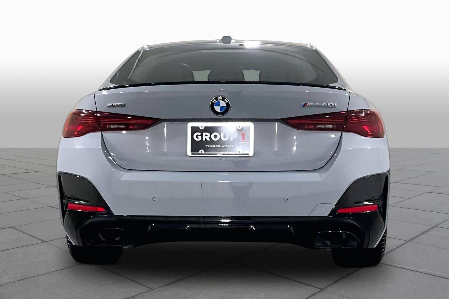 Used 2025 BMW 440i xDrive w/ Premium Package AWD/4WD image 4