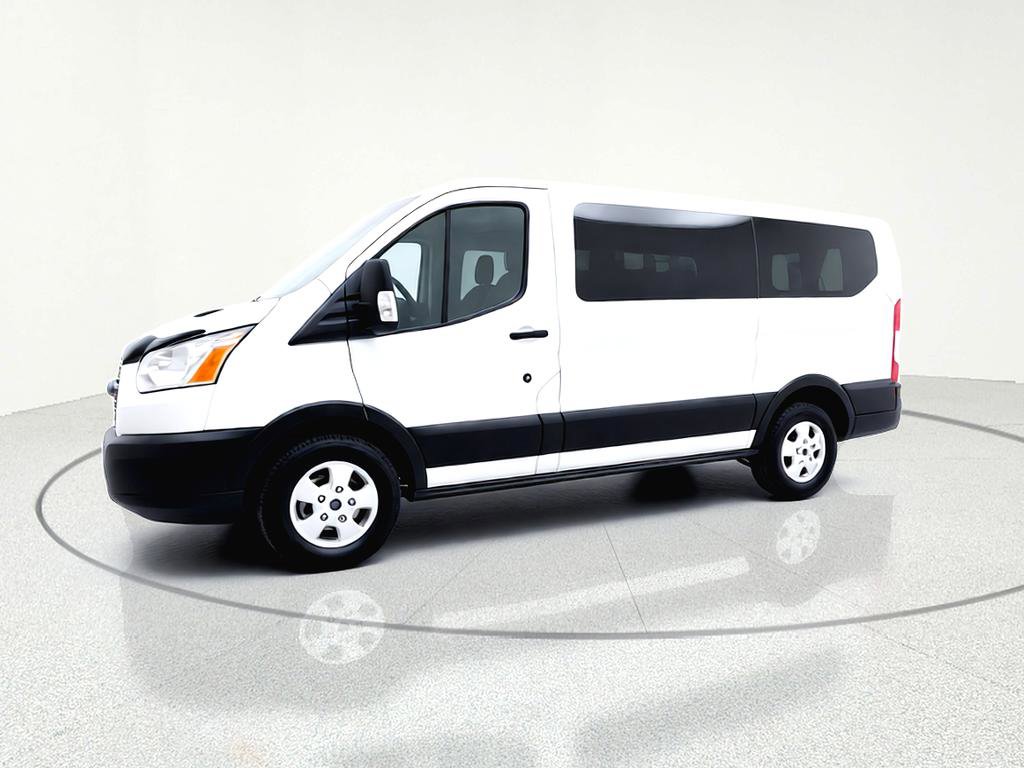 Used 2019 Ford Transit 150 XLT image 5