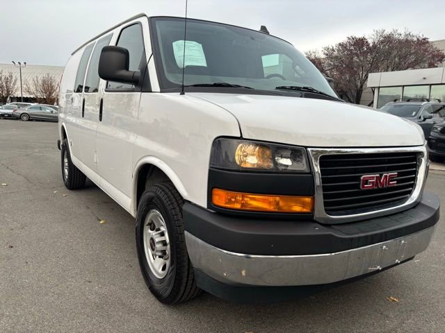 Certified 2022 GMC Savana 2500 w/ Driver Convenience Package image 3