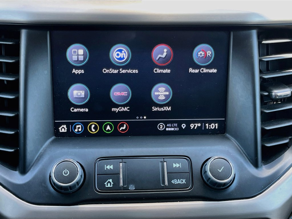 Used 2023 GMC Acadia Denali w/ Denali Ultimate Package FWD image 15