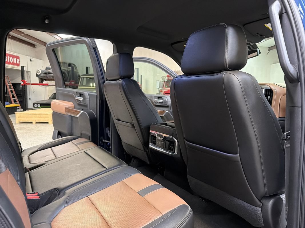 Used 2023 Chevrolet Silverado 2500 High Country AWD/4WD image 43