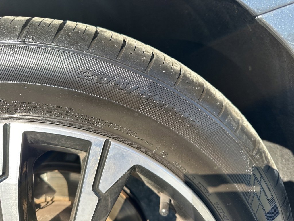 Used 2025 Volkswagen Jetta Sport image 27