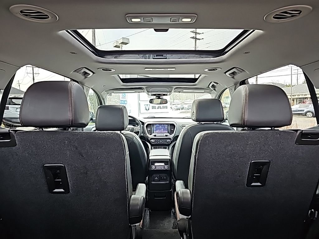 Used 2023 GMC Acadia AT4 w/ Technology Package image 26
