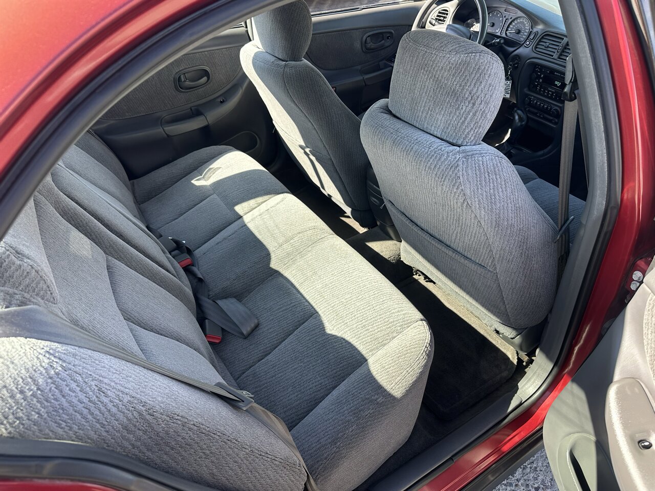 Used 1999 Oldsmobile Intrigue GX FWD image 13
