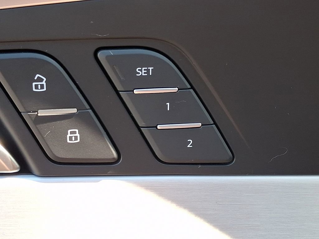 Used 2019 Audi S4 Premium w/ Convenience Package AWD/4WD image 29