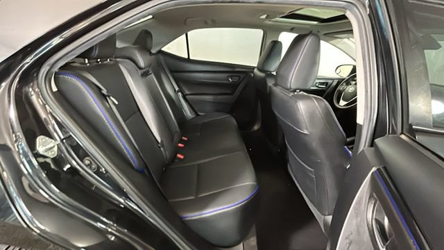 Used 2018 Toyota Corolla XSE FWD image 30