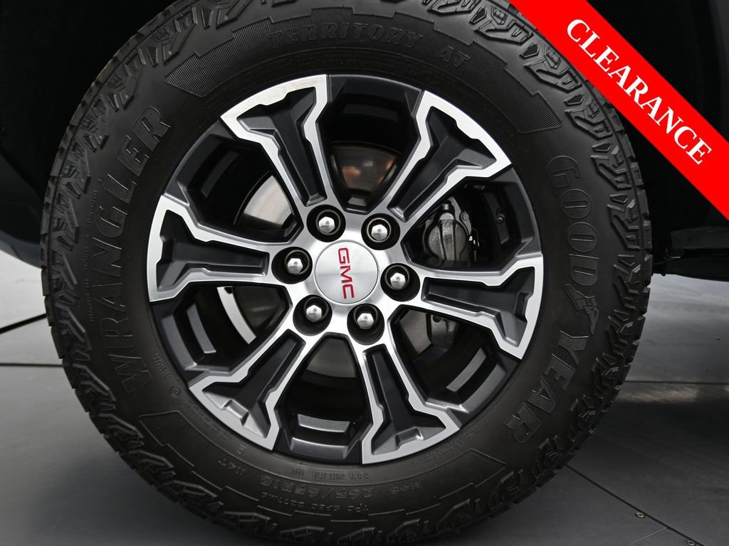 Used 2024 GMC Canyon AT4 w/ Canyon Safety Plus Package image 34