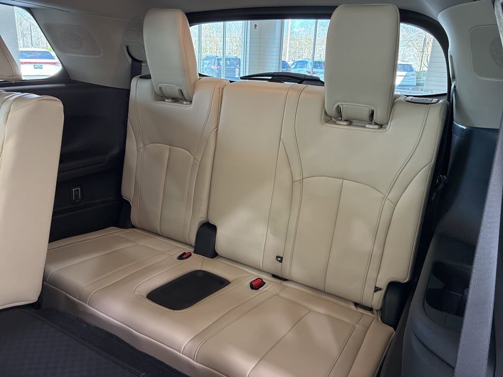 Used 2025 INFINITI QX60 Luxe image 25