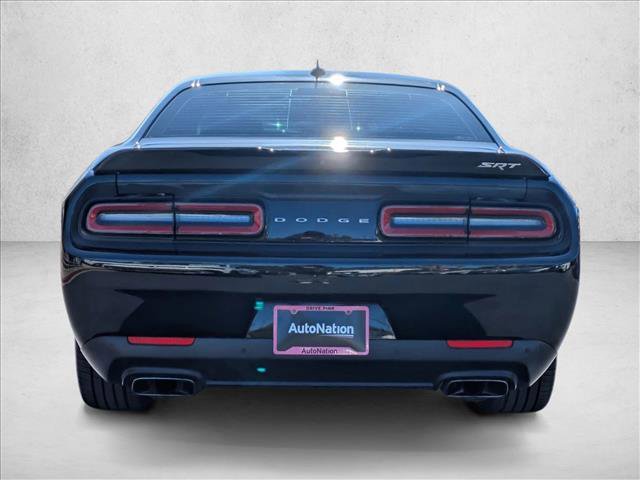 Used 2015 Dodge Challenger SRT RWD image 7