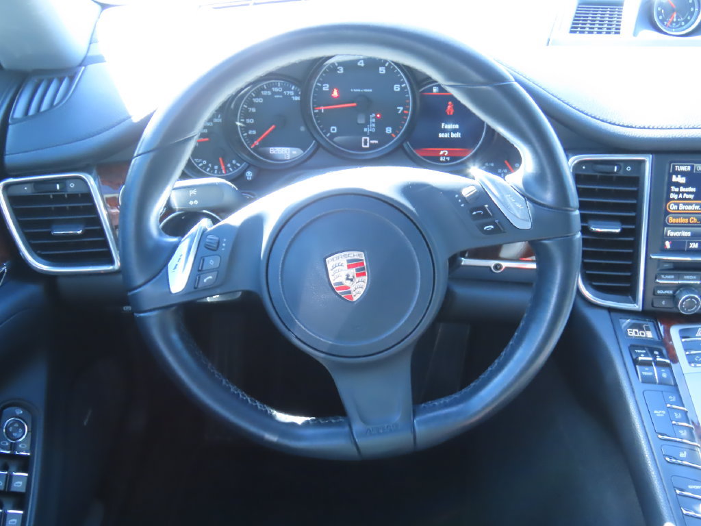 Used 2013 Porsche Panamera 4 image 6