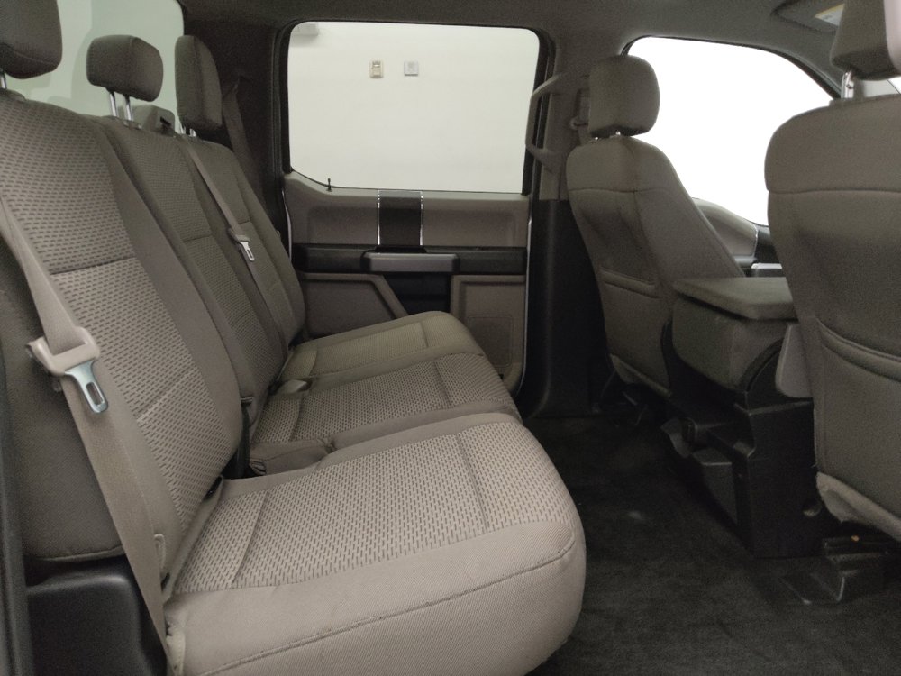 Used 2015 Ford F150 XLT image 19