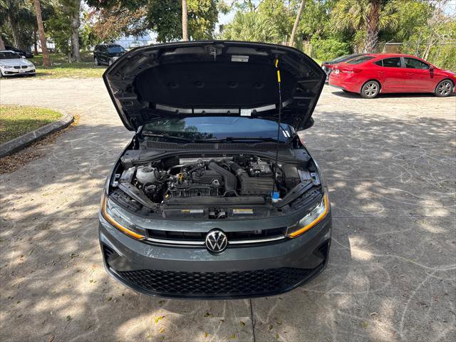 Used 2025 Volkswagen Jetta Sport image 28
