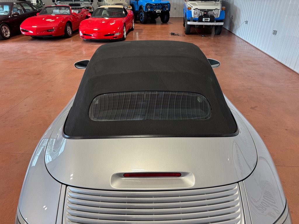 Used 2001 Porsche 911 Cabriolet image 16