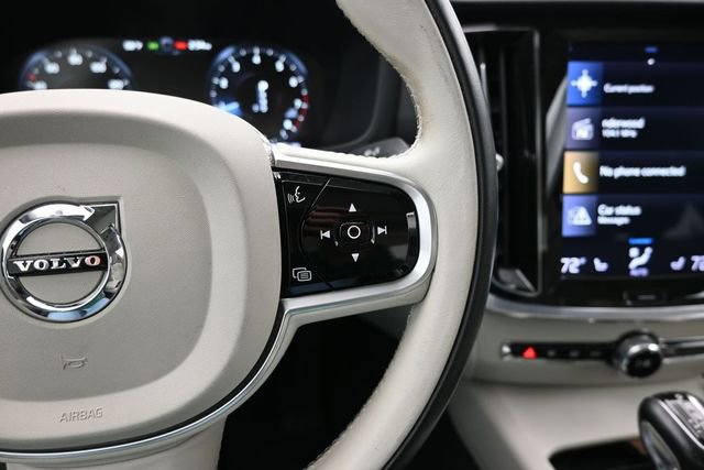 Used 2020 Volvo S60 T5 Momentum FWD image 21