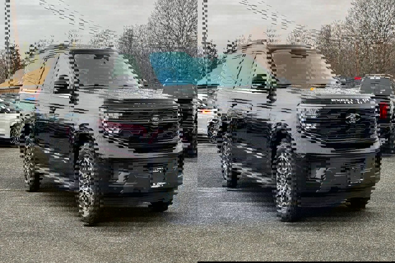 Used 2025 Ford Expedition Max Active