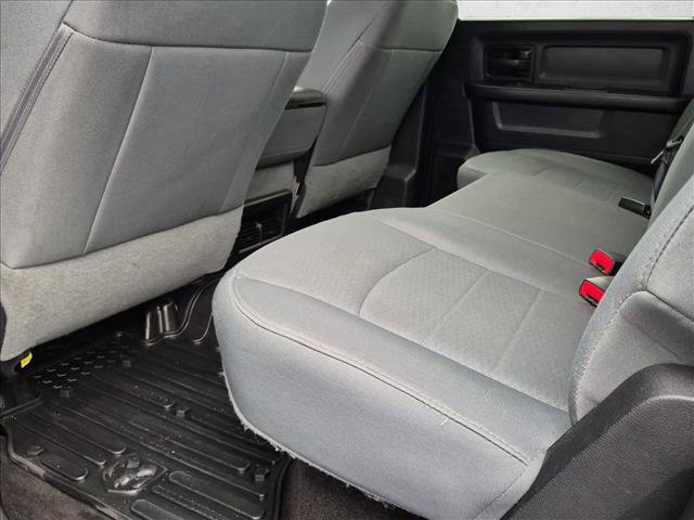 Used 2017 RAM 1500 Express w/ Express Value Package AWD/4WD image 25