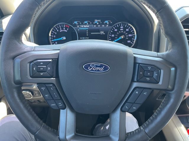 Used 2018 Ford Expedition XLT w/ Equipment Group 202A RWD image 18
