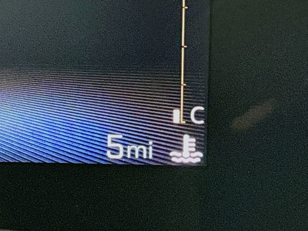 New 2026 Chevrolet Trax ACTIV w/ Sunroof Package image 12