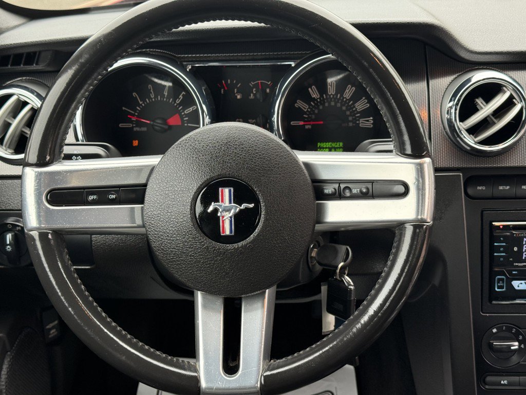 Used 2008 Ford Mustang Premium RWD image 25