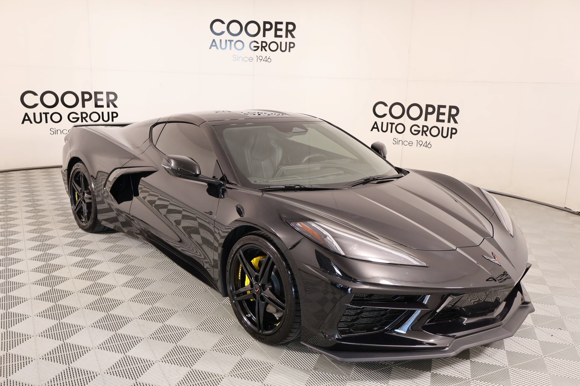 Used 2026 Chevrolet Corvette Stingray Coupe w/ 1LT RWD image 1