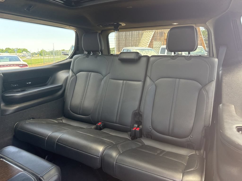 Certified 2023 Jeep Grand Wagoneer Series II AWD/4WD image 15