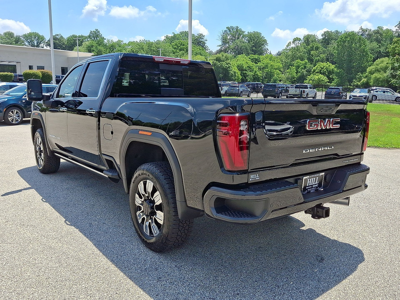 Used 2026 GMC Sierra 2500 Denali w/ Denali Reserve Package AWD/4WD image 22